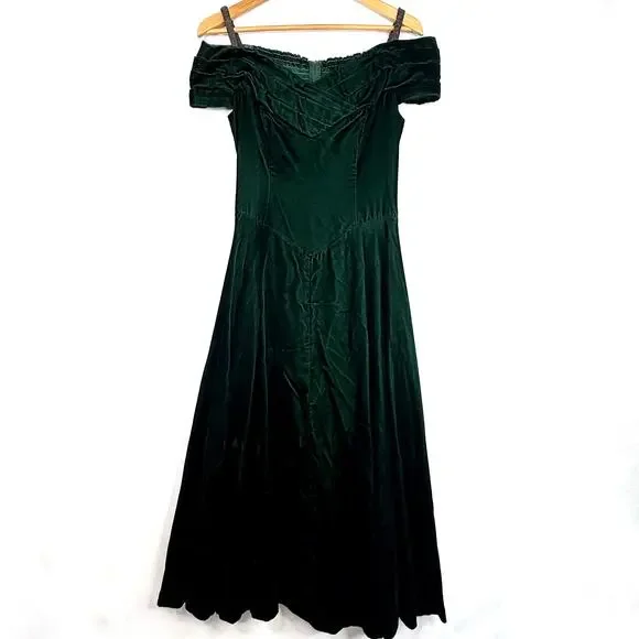 green velvet vintage dress Vintage 80s Green Velvet Expo Nite Dress – That One Vintage Shop